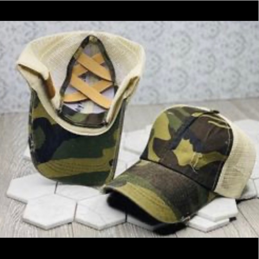 Camouflage Criss Cross Hat ☀️